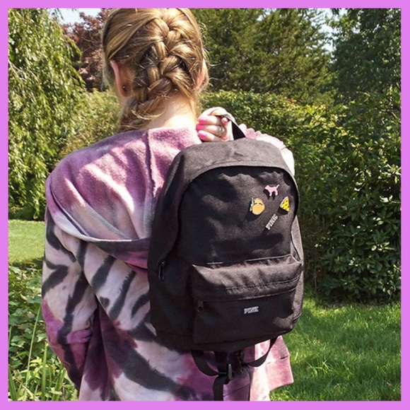 PINK VS Mini Backpack & Pin Set - Picture 4 of 8